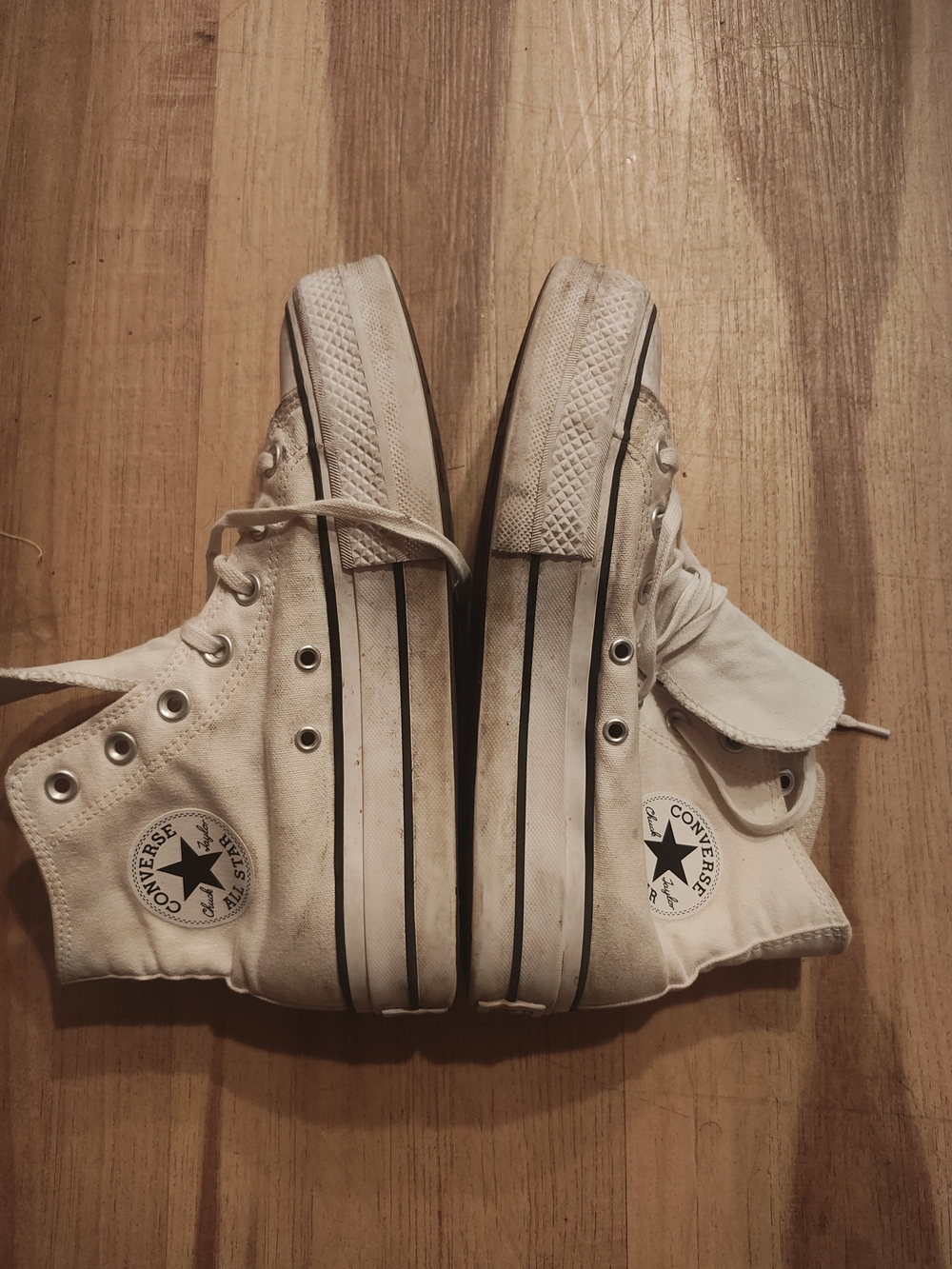 Converse Chuck Taylor All Star High Top Sneakers in White - Picture 3 of 5